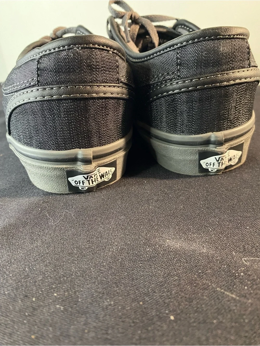 Vans Chukka Low (Denim) Black/Pewter UltraCush Sneakers Men’s 8.5